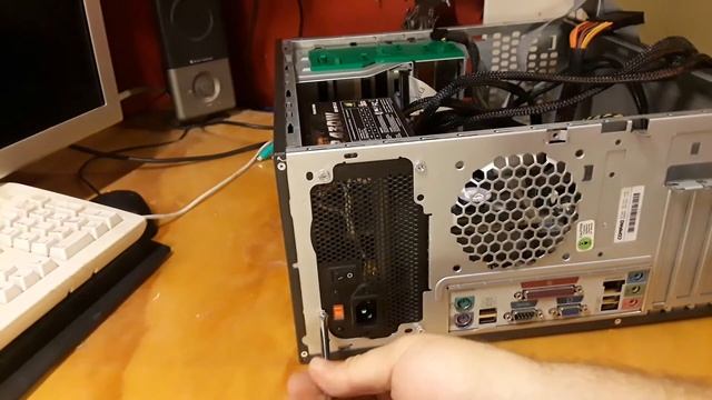 Obsolete Compaq Presario Pentium 4 Motherboard Swap - Retro PC Templar - Part 02 смотреть онлайн