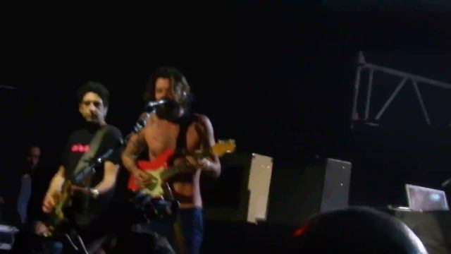 Biffy Clyro + Aviv Geffen - The end of the world смотреть онлайн