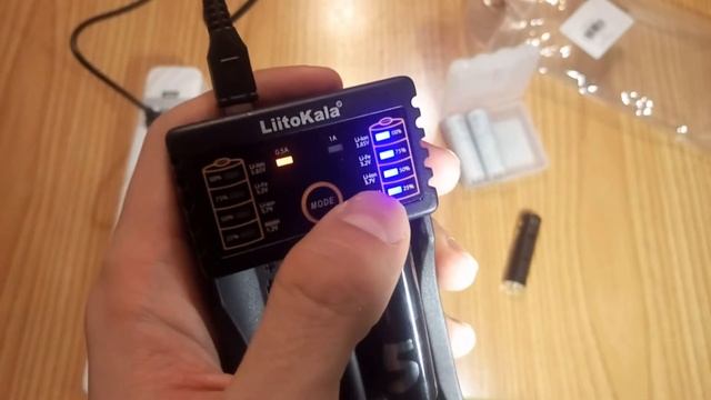 liitokala lii-202 ОБЗОР / УМНОЕ Универсальное зарядное устройство смотреть онлайн