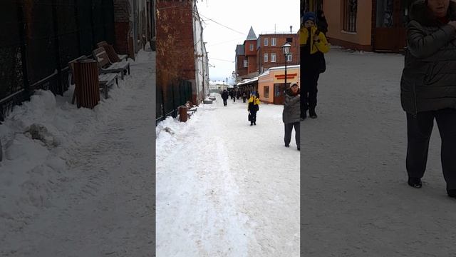 Шашлык-машлык, шаверма-маверма и зелень-мелень