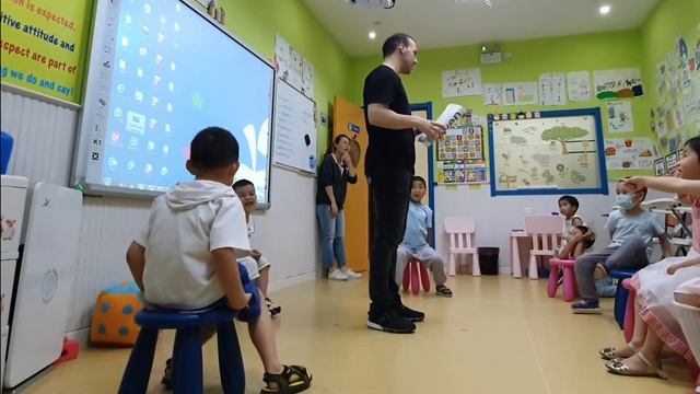 Teaching Numbers // ESL Games for kids смотреть онлайн