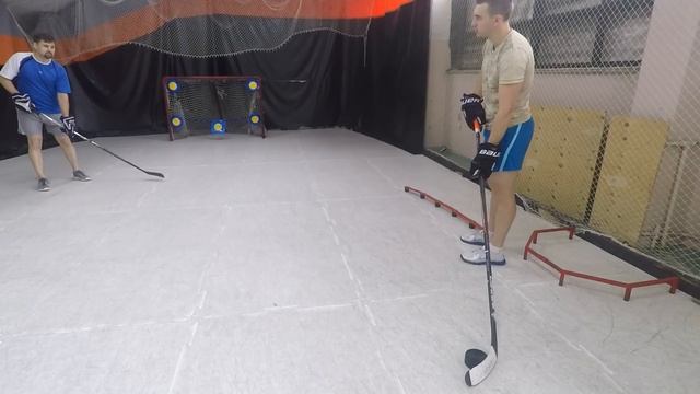 ЩЕЛЧОК хоккейный тренировочный центр.В ГОСТЯХ. смотреть онлайн