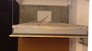 bunt.haus Кровать поднимается к потолку