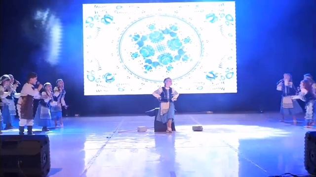 группа "Фантазеры" номер "Во-кузнице" смотреть онлайн