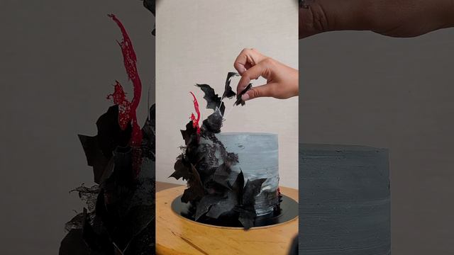 Вампирский торт на тему 