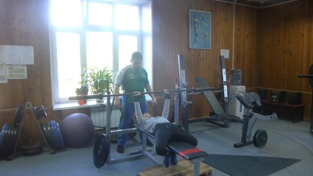 Народный жим 20х35 - Муравьёв Лёва, 9 лет смотреть онлайн
