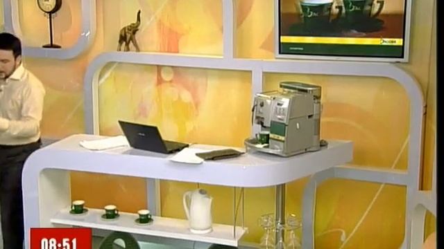 Бабусині котлети на святі послів в Україні смотреть онлайн