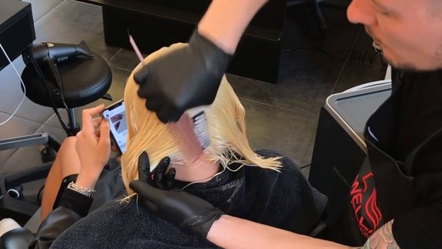 Как создать ровный блонд с ранее окрашенной базы смотреть онлайн