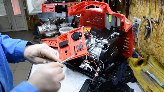 2Т БензоГенератор тече бензина з карбюратора!Ремонт після ремонту! смотреть онлайн