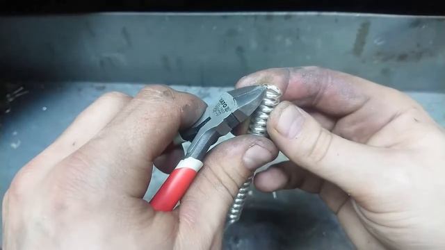 Ювелирка 0010 - Бисмарк. Два способа изготовления одного плетения. смотреть онлайн