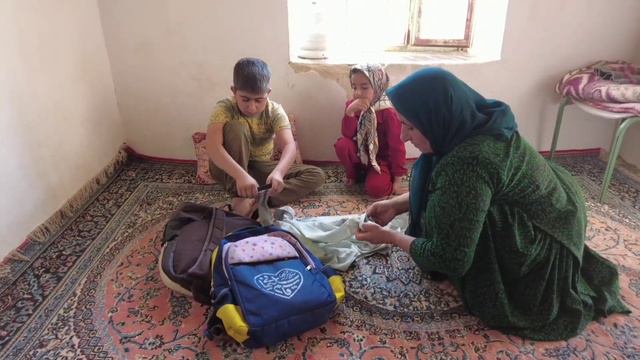 A Village Woman Is Tireless For The Survival Of Her Family❤ And Her Life.