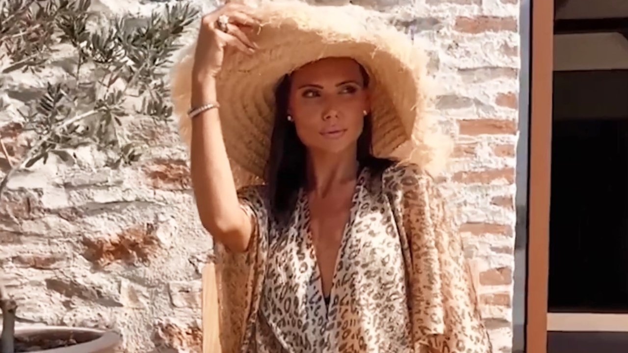 СМОТРИМ "МАЛАХОВА"! РОССИЙСКУЮ БИЗНЕСВУМЕН И ЕЁ ДОЧЬ УБИЛИ В ТУРЦИИ - СЕГОДНЯ В 16:30 // АНОНС смотреть онлайн