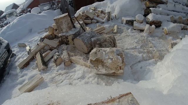 Колю дрова на следующую зиму смотреть онлайн