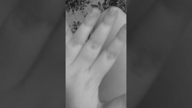 угадайте цвет у ногтей?))) смотреть онлайн
