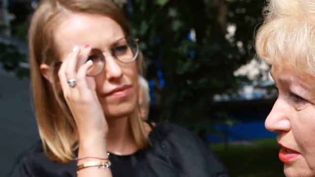 Не стала рисковать! Мать Собчак испугалась и быстро захлопнула СВОЮ БУДКУ! смотреть онлайн