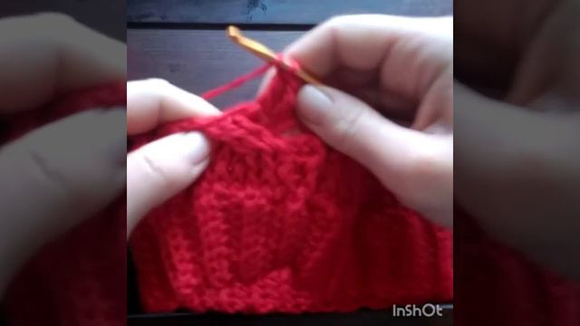 Вязаная шапка крючком узор косы. Часть 2 смотреть онлайн