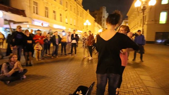 Скрипачки-незнакомки. Ночной Арбат. Сентябрь 2015 смотреть онлайн