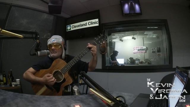 Writing A Song With Chat GPT 2-8-2023 смотреть онлайн