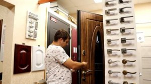 Ночная задвижка. Как установить на дверь. Видео инструкция