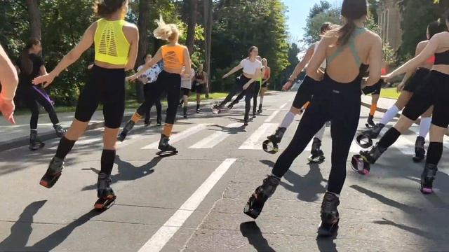 Парк КПИ 2021 тренировка Kangoo Jumps смотреть онлайн