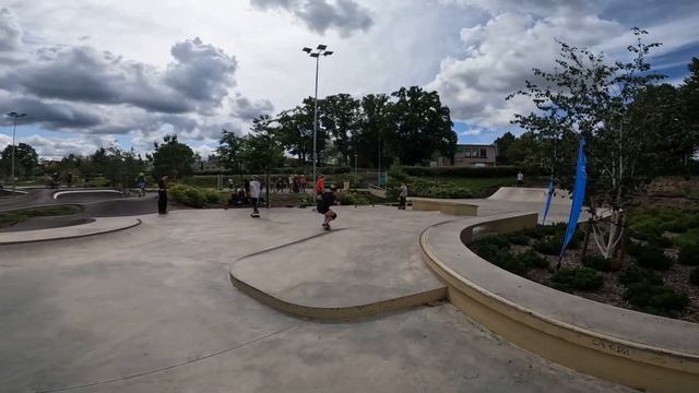 URBAN SPORTS CAMP | ДЕВУШКА ОДОЛЕЛА ПАРНЕЙ В СОРЕВНОВАНИЯХ смотреть онлайн