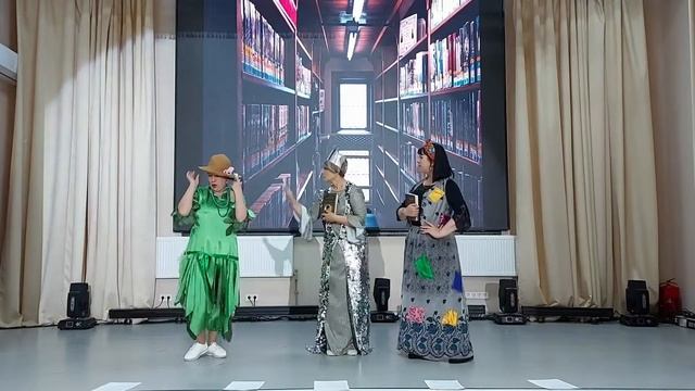 НОЧЬ В БИБЛИОТЕКЕ смотреть онлайн