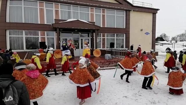 Масленица щедра- веселись хоть до утра смотреть онлайн