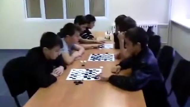 Кружок Шашки и шахматы, педагог Ахмадов С.Р. смотреть онлайн