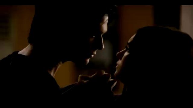 Damon/Elena - At first sight.wmv смотреть онлайн