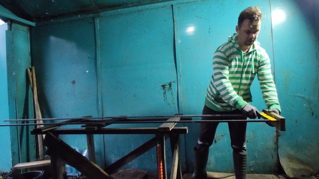 Строительство дома своими руками / Вязка арматуры / EvKov смотреть онлайн