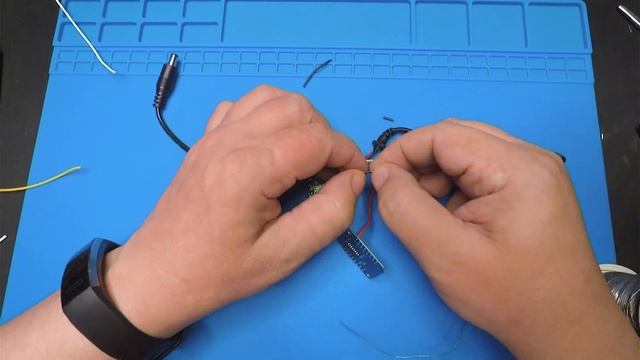 ESPHome Tutorial: Motion Sensing / Triggered Switch Strip Lighting - With Timer