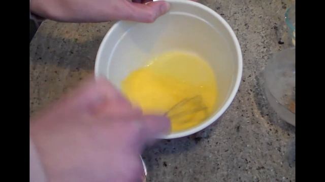 ВКУСНЕЙШИЙ Соус ЦЕЗАРЬ & Классический Салат Цезарь | Готовим Дома | Что Готовят в Америке смотреть онлайн