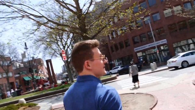 A Day in the Life at Harvard University смотреть онлайн