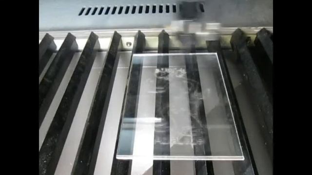 Лазерная гравировка на оргстекле смотреть онлайн