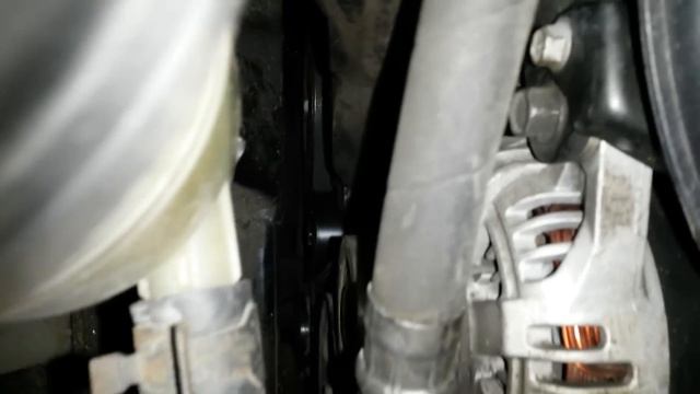 Непонятный звук справа в основном на холодную (Решение) SantaFe CRDI 2,2 смотреть онлайн