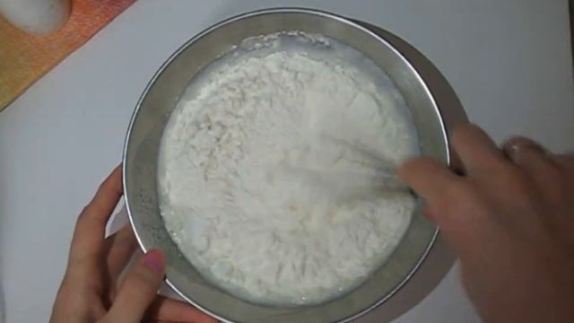 Оладьи на кефире ✧ Простой и быстрый рецепт нежных оладьев. смотреть онлайн