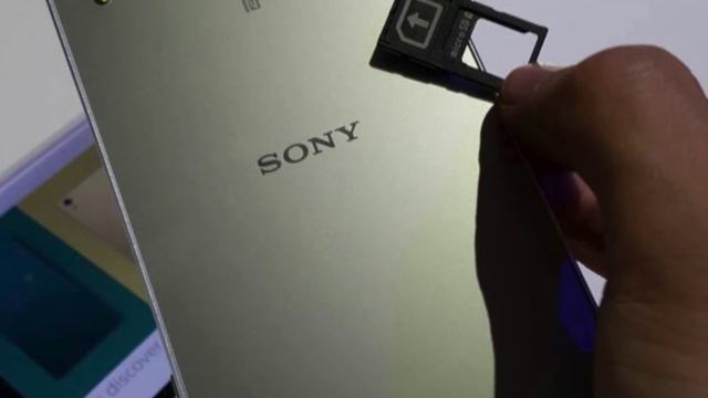 Sony Xperia Z5 First Look смотреть онлайн