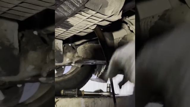 Форд фокус,масло в двигателе не меняли 30т.км??? смотреть онлайн