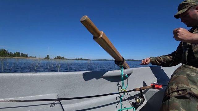 Поиск щуки на большом водоеме в начале лета ч.2 смотреть онлайн