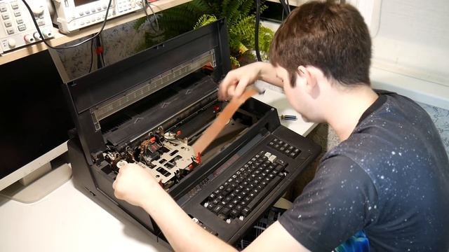 Печатная машинка Robotron S6130 смотреть онлайн