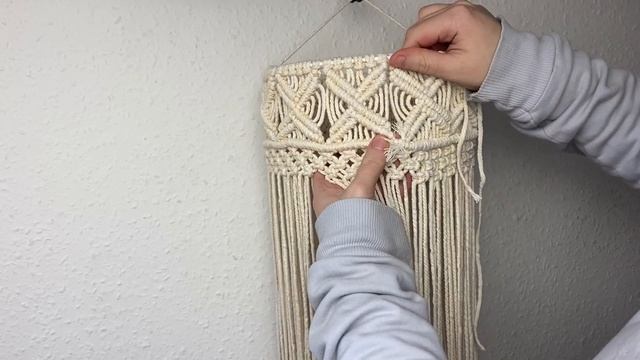 DIY Macrame Lampshade / Chandelier! Cute boho light shade | intermediate & advanced tutorial! ✨ смотреть онлайн