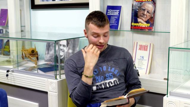 М.Горький Нунча, читает актер Денис Сорокотягин смотреть онлайн