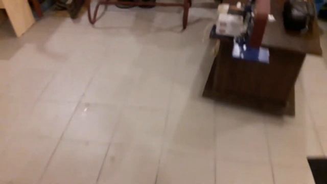 Немного о керамогранитной плитке на пол в мастерскую,гараж и мнение о бетонном поле жидком стекле. смотреть онлайн