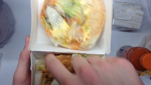 Сырные недели в KFC смотреть онлайн