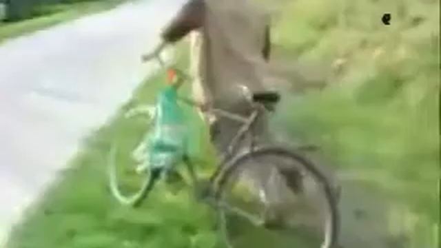 Алкаш на велосипеде ;) смотреть онлайн