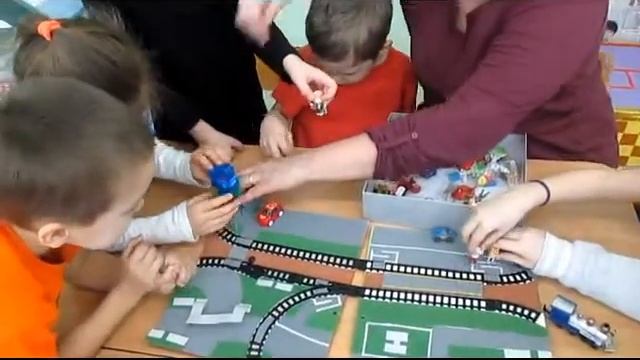 МБДОУ детский сад "Берёзка" п.Неклюдово Лэпбук "Безопасный детский сад 2018" смотреть онлайн