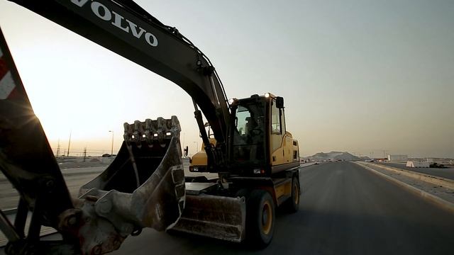 Walkaround Video Volvo Wheeled Excavator EW205D