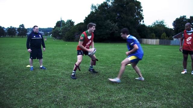 Preparing to Tackle - Steal the Sock Game смотреть онлайн