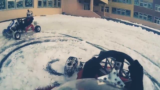 ДРИФТИМ С ПАРТНЕРОМ НА КАРТИНГАХ. ХМЕЛЕВО смотреть онлайн