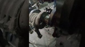 Начал разбирать танковый мотор для дальнейшей дефектовки